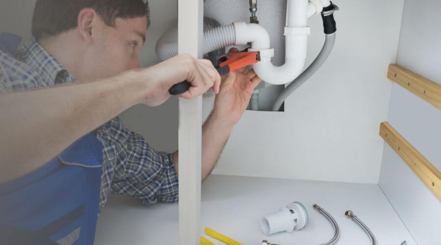 Professional Tankless Water Heater Installation in Pulaski, IA